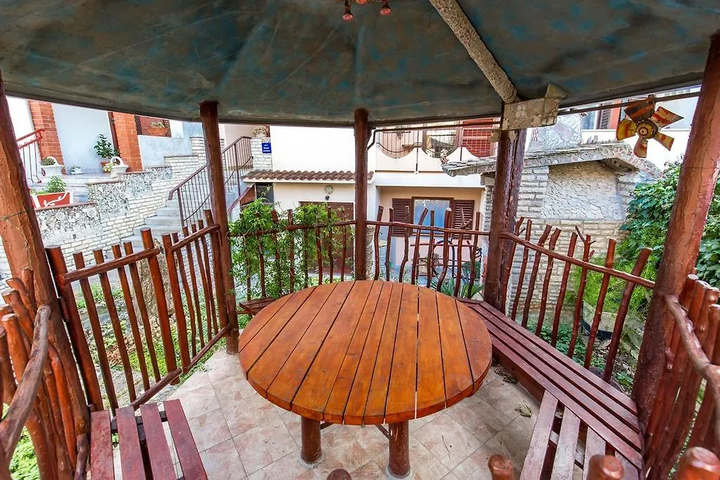 Apartment Vidikovac Pula 0*,  Croatia